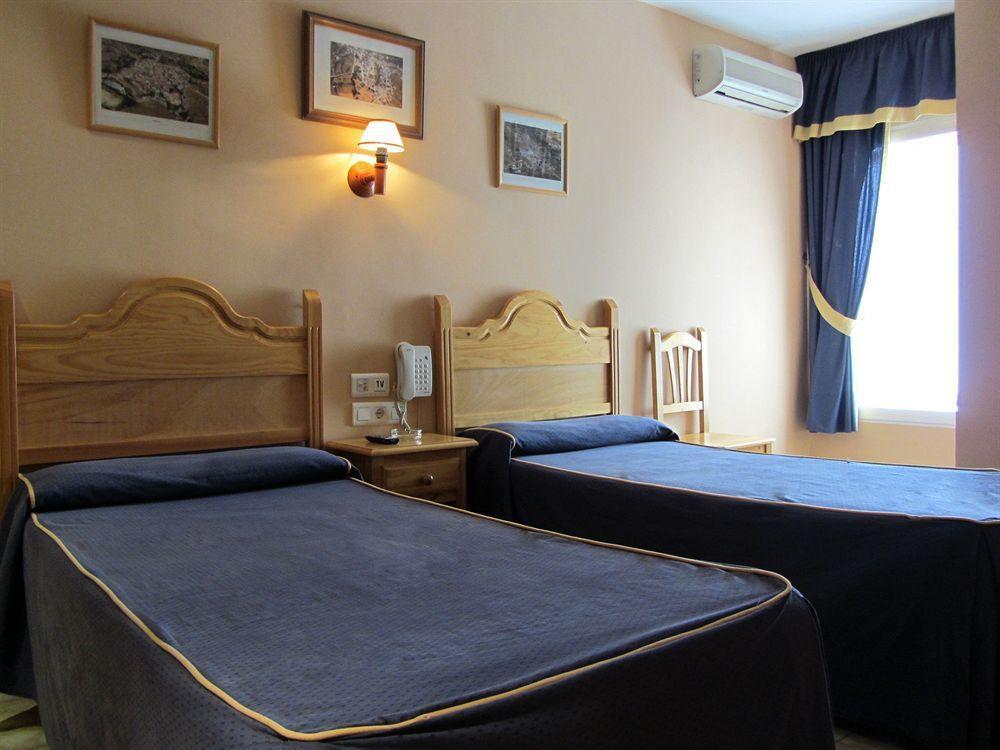 Hotel Philadelfia Пелигрос Екстериор снимка