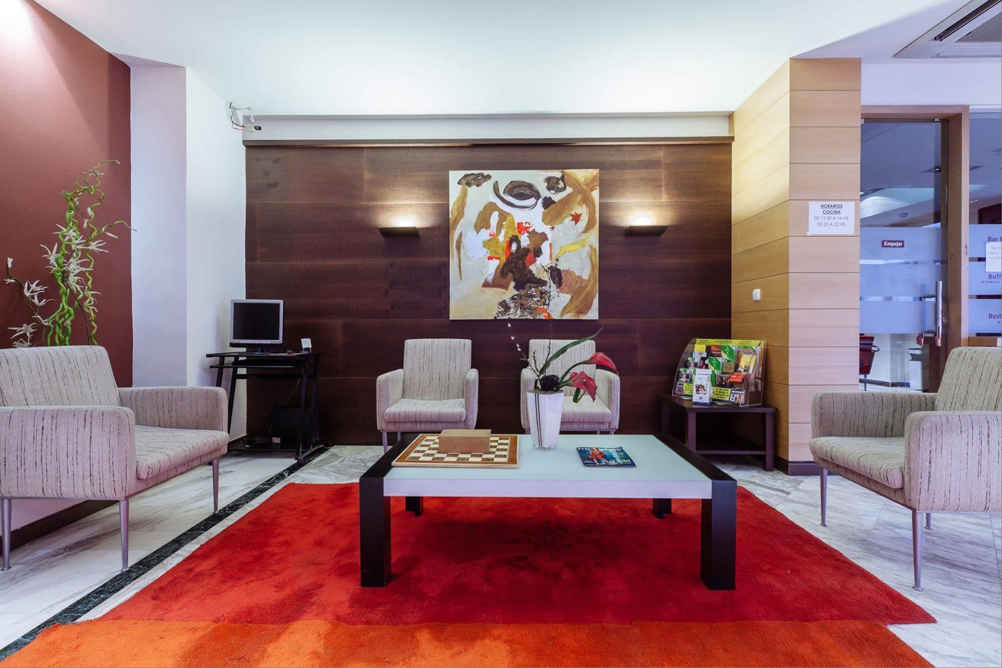 Hotel Philadelfia Пелигрос Екстериор снимка