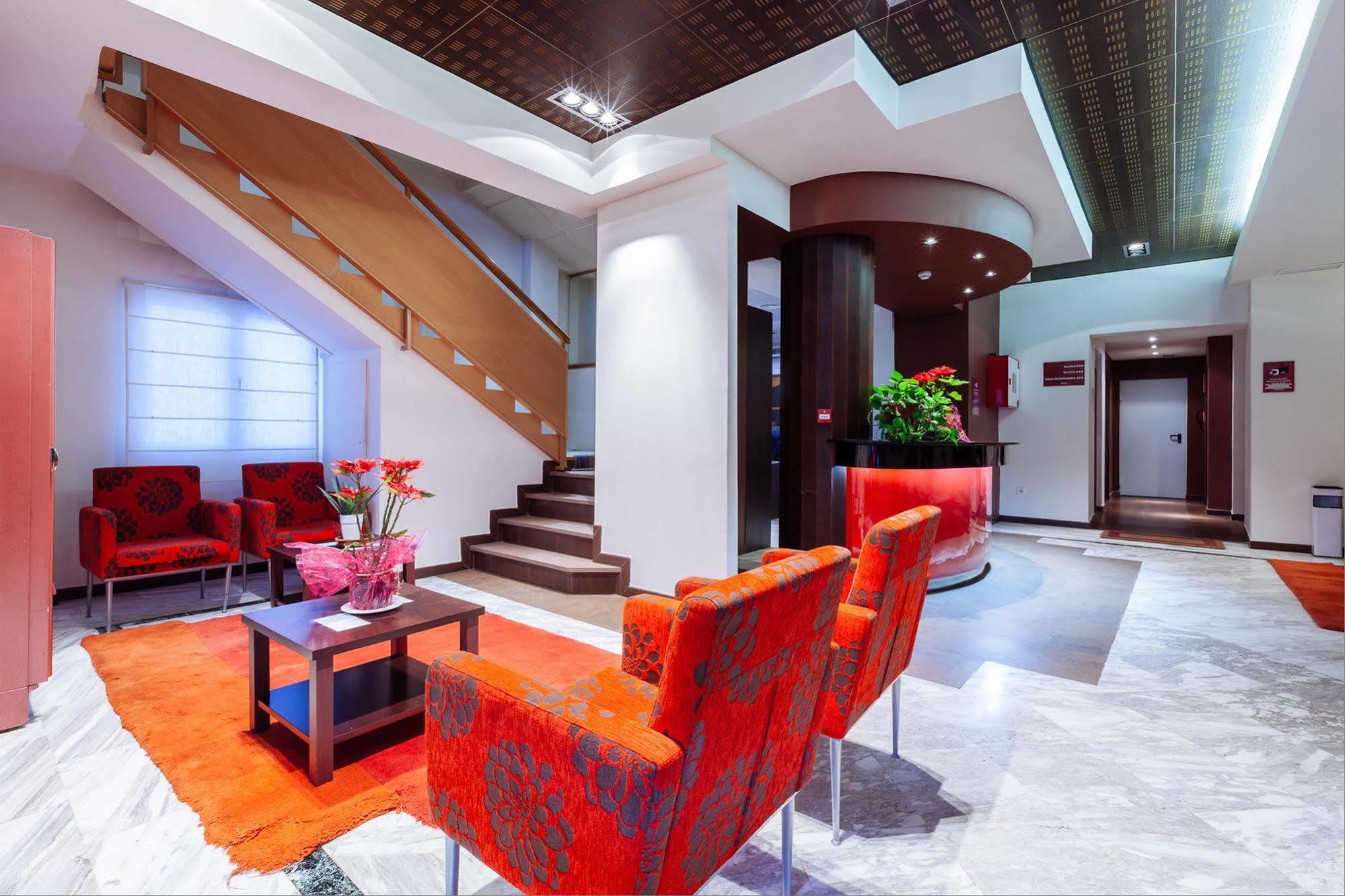 Hotel Philadelfia Пелигрос Екстериор снимка