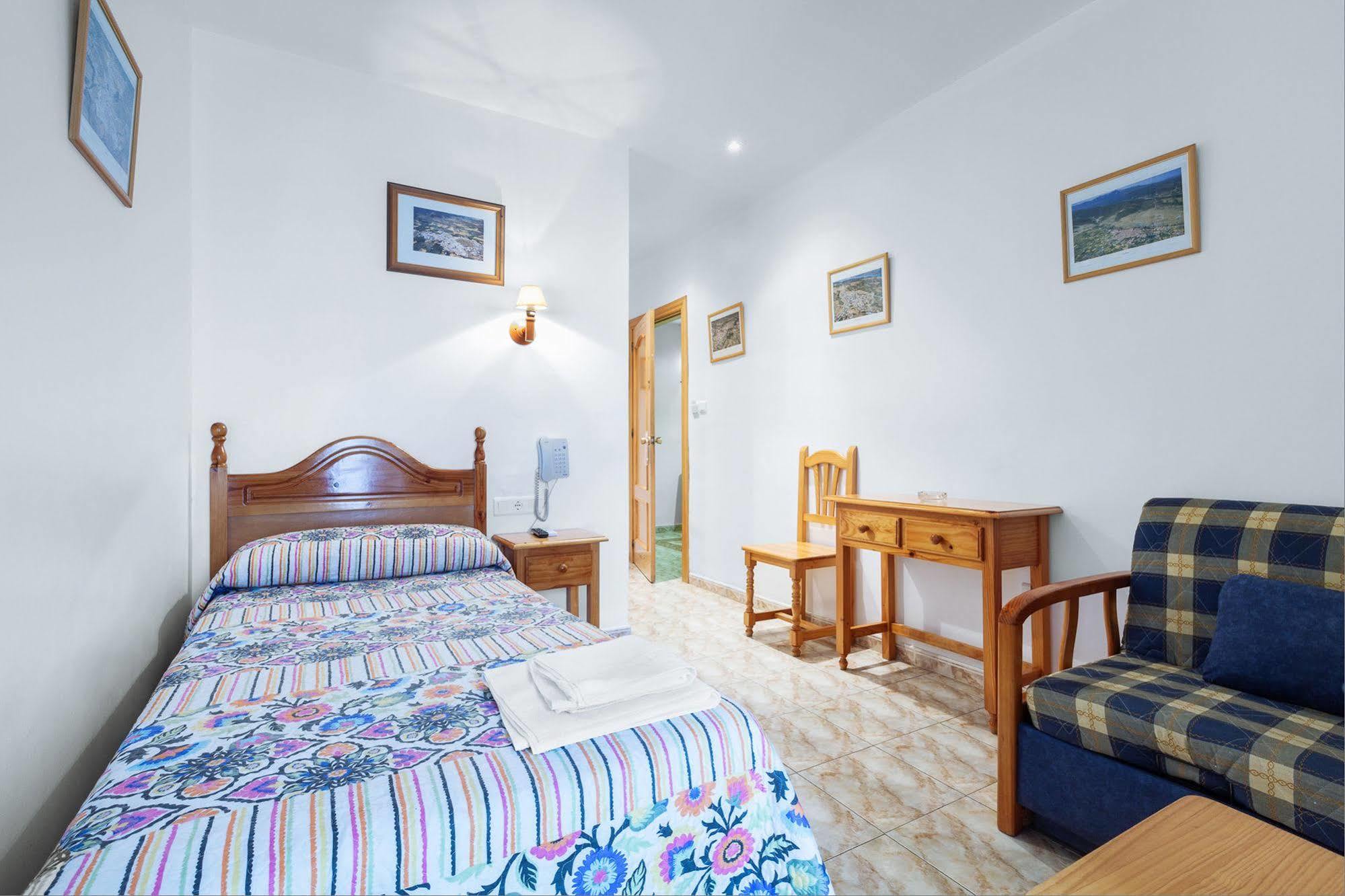Hotel Philadelfia Пелигрос Екстериор снимка