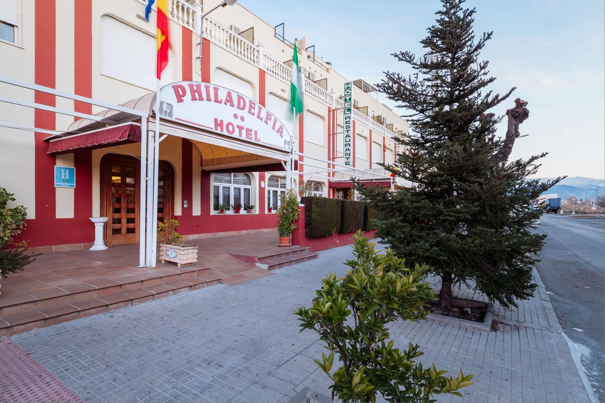 Hotel Philadelfia Пелигрос Екстериор снимка